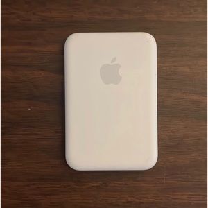 apple magsafe portable charger